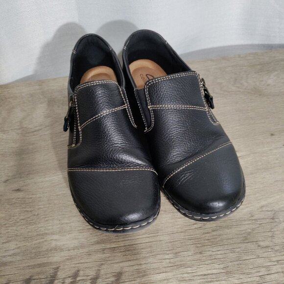 Clarks Black Leather Slip-On Shoes - Picture 3 of 9